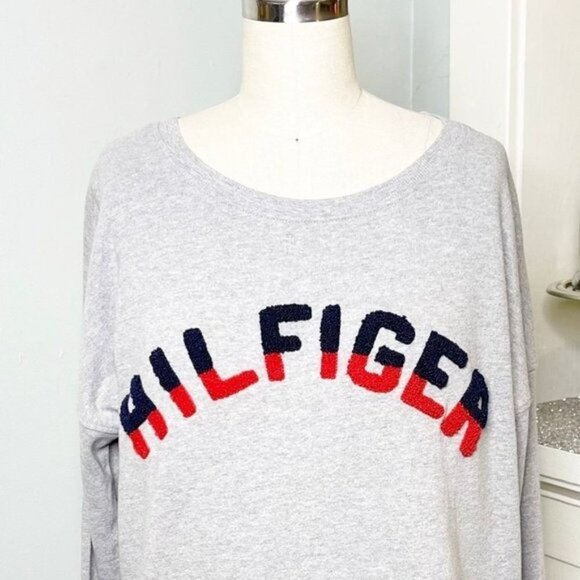 Tommy Hilfiger Logo Crewneck Sweatshirt Pullover Gray Size Medium - Picture 6 of 13